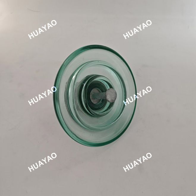 How are porcelain insulators manufactured?